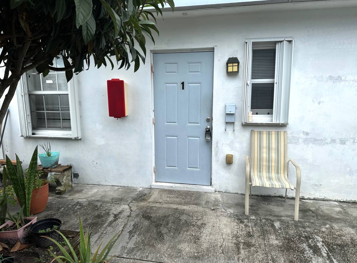 Townhouse for rent at 31 SW 10 St, Dania, FL 33004