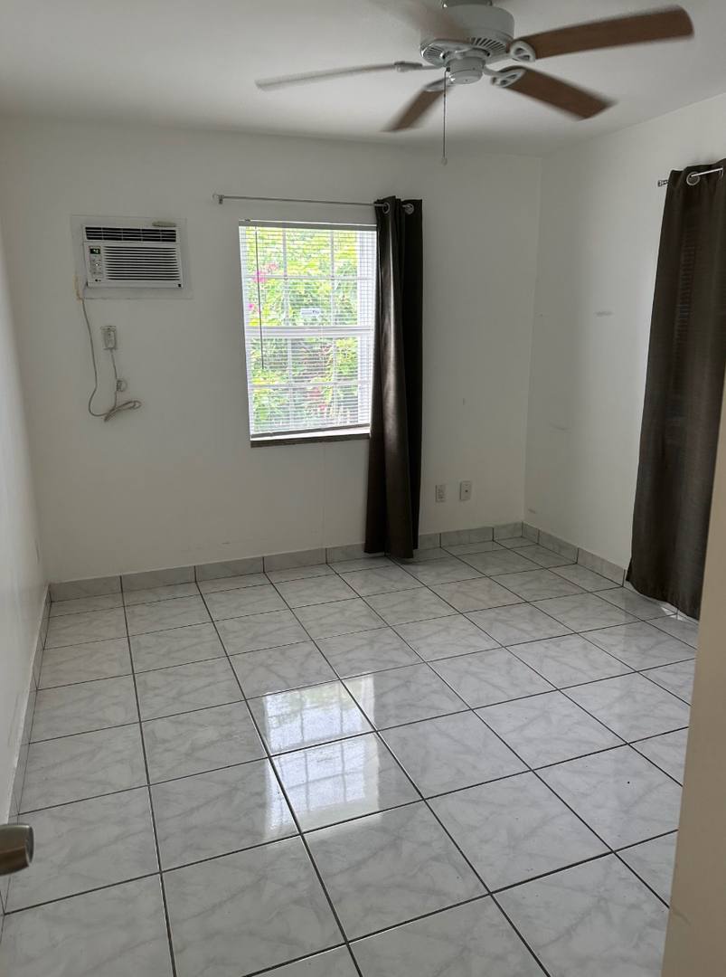 Townhouse for rent at 31 SW 10 St, Dania, FL 33004