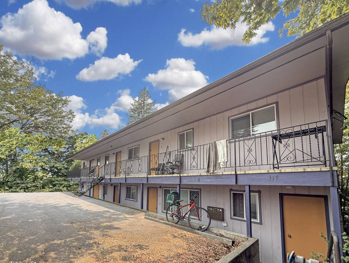 Apartment for rent at 319 E 6th St, Moscow, ID 83843