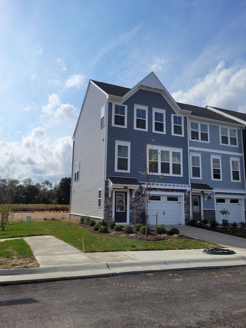 Townhouse for rent at 220 Bulkhead Place, Williamsburg, VA 23188