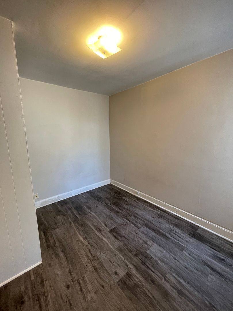 Apartment for rent at 2617-2619 W 3rd St, Duluth, MN 55806