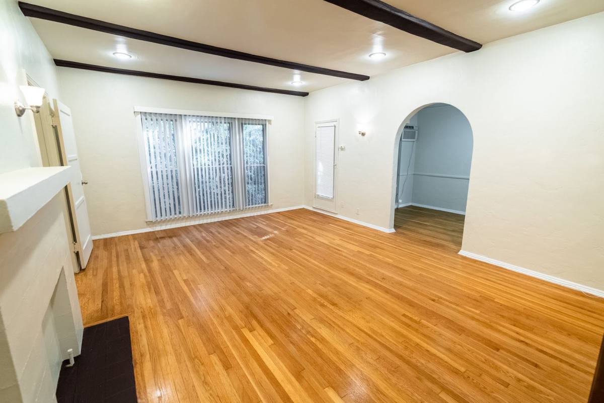 Apartment for rent at 147 N Hamilton Dr, Beverly Hills, CA 90211