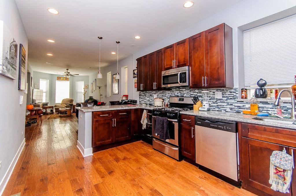 Apartment for rent at 2342 W Augusta #1F, Chicago, IL 60622