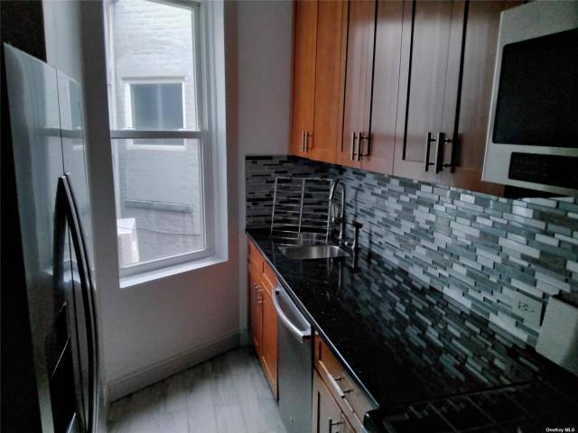 Apartment for rent at 595 Crown St #2, Brooklyn, NY 11213