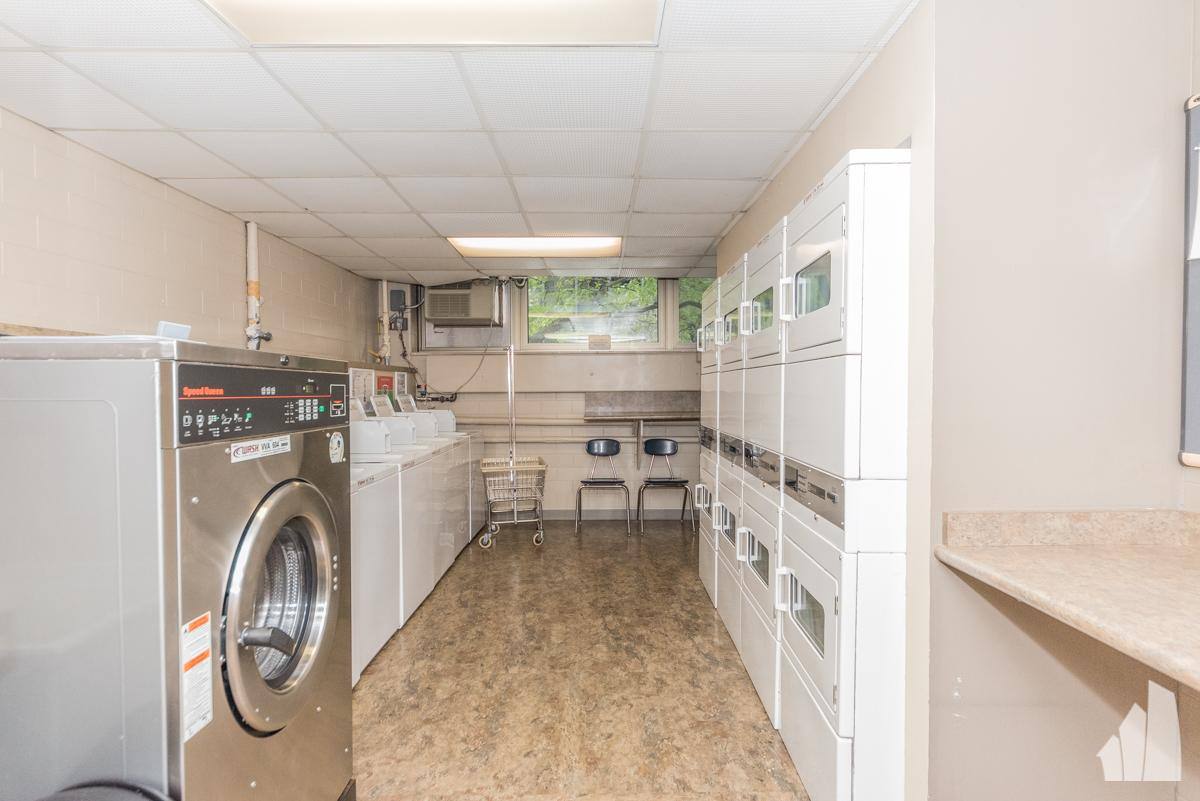Apartment for rent at 253 E Delaware Place #21A, Chicago, IL 60611