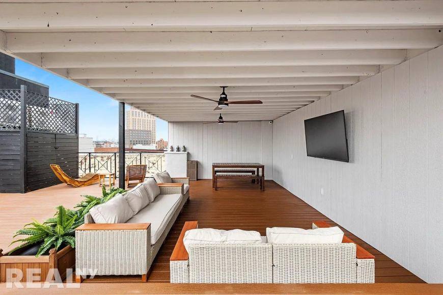 Apartment for rent at 16 Howard Ave #4D, Brooklyn, NY 11221