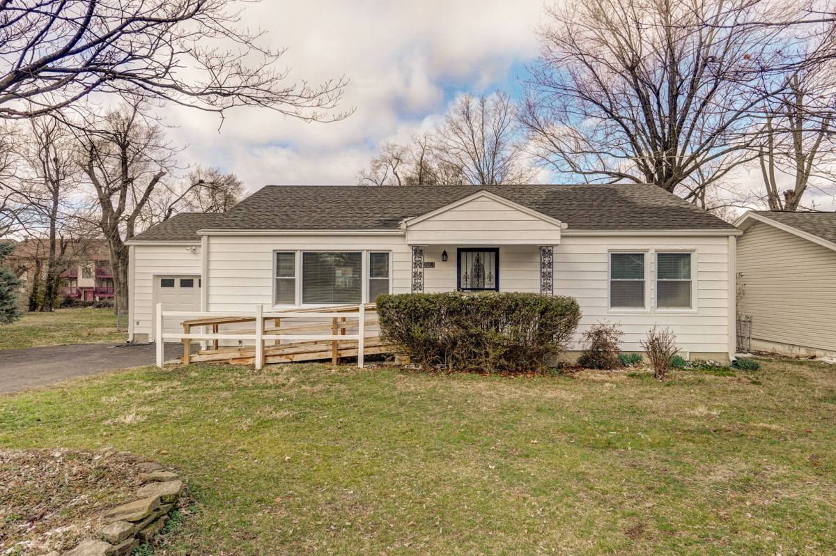 House for rent at 2051 E Marsa Dr, Springfield, MO 65804