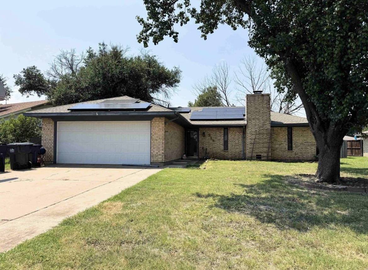 House for rent at 5212 Brookwood Dr, Wichita Falls, TX 76302