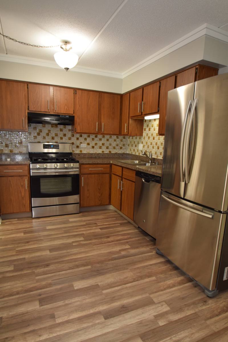 Apartment for rent at 15 E Maple St #2B, Lombard, IL 60148