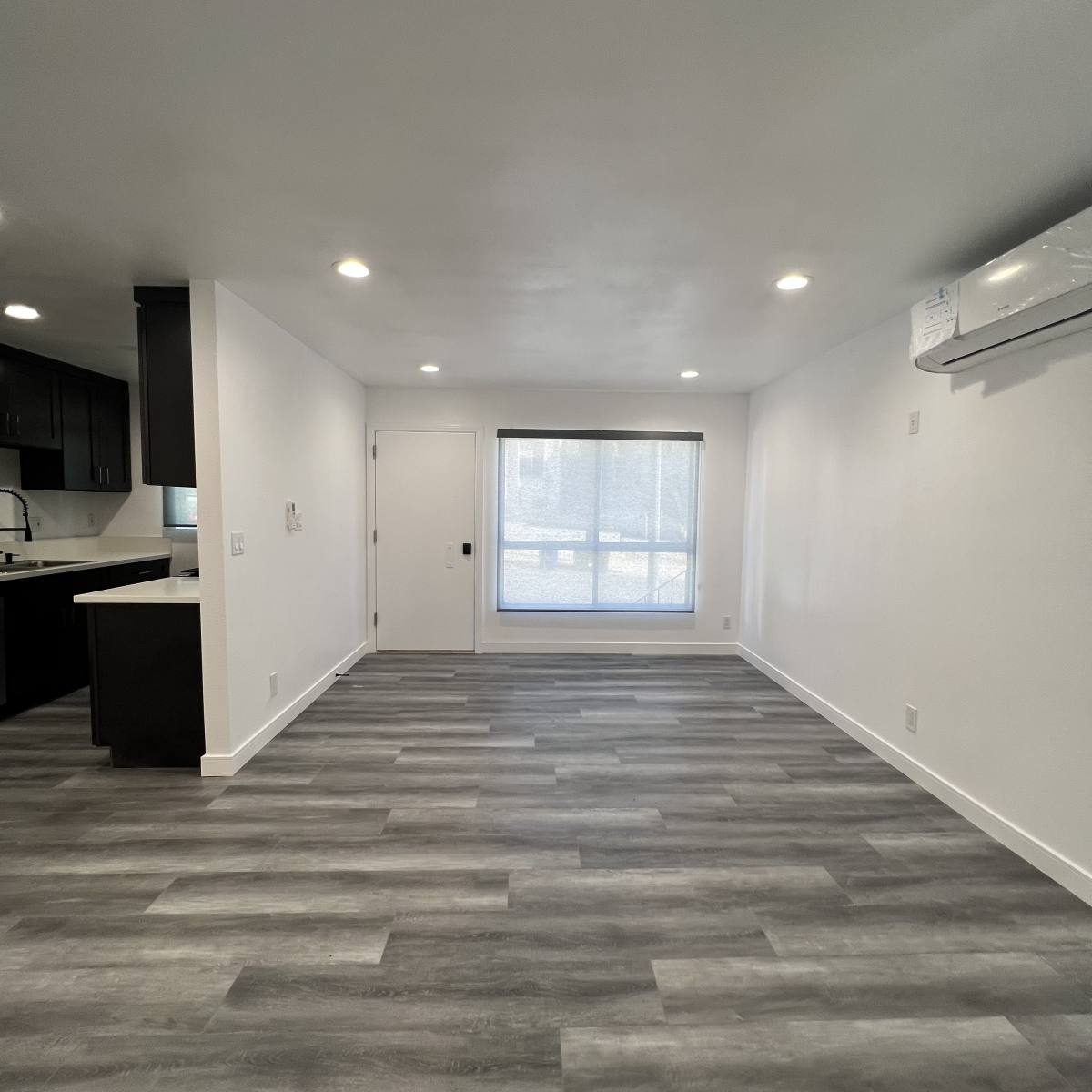 Apartment for rent at 900 W College St #4, Los Angeles, CA 90012