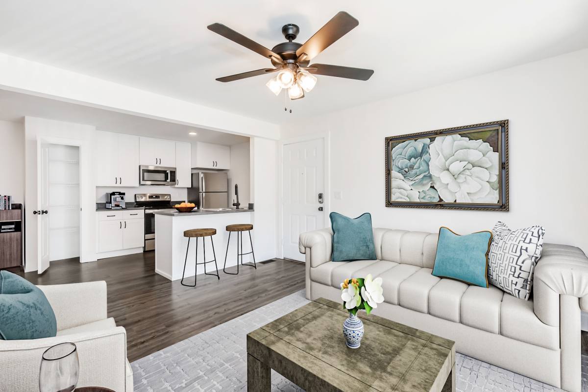 Apartment for rent at Cambridge Park, 2828 S Nettleton Ave, Springfield, MO 65807