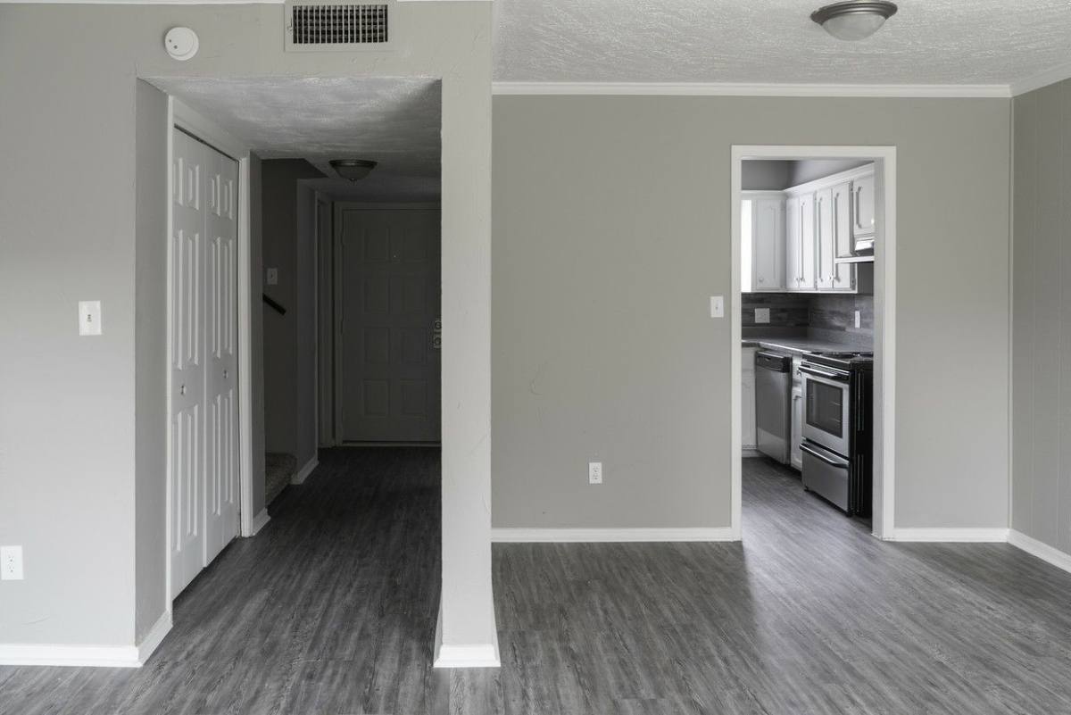 Apartment for rent at Rock Canyon, 301 Hal Muldrow Dr, Norman, OK 73069