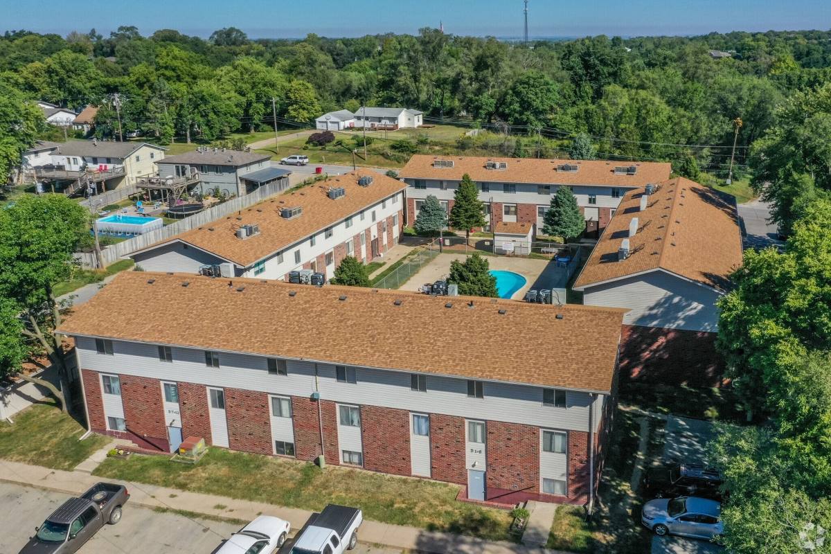 Apartment for rent at Nottingham Court, 2015 Ave D #D-9, Plattsmouth, NE 68048