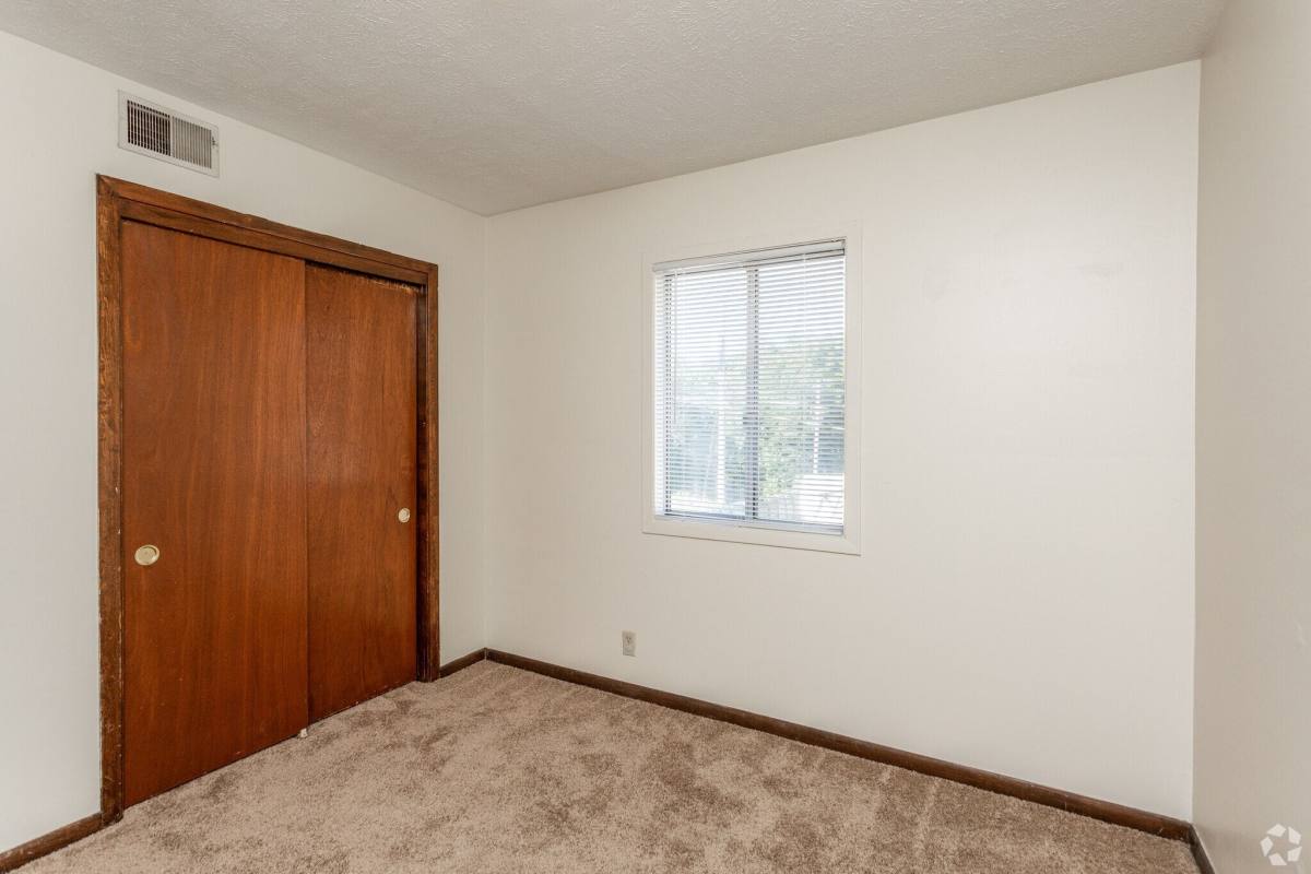 Apartment for rent at Nottingham Court, 2015 Ave D #D-9, Plattsmouth, NE 68048