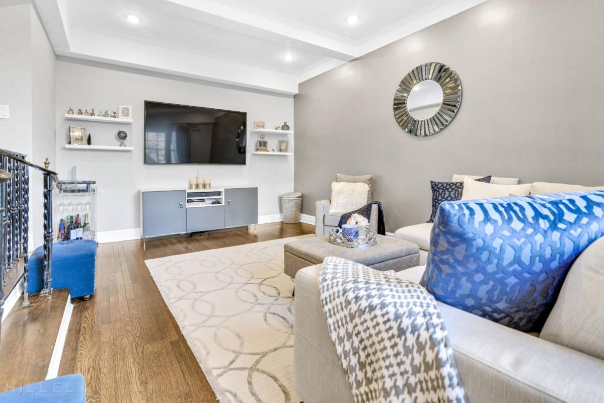 Apartment for rent at 20 Continental Ave, Forest Hills, NY 11375