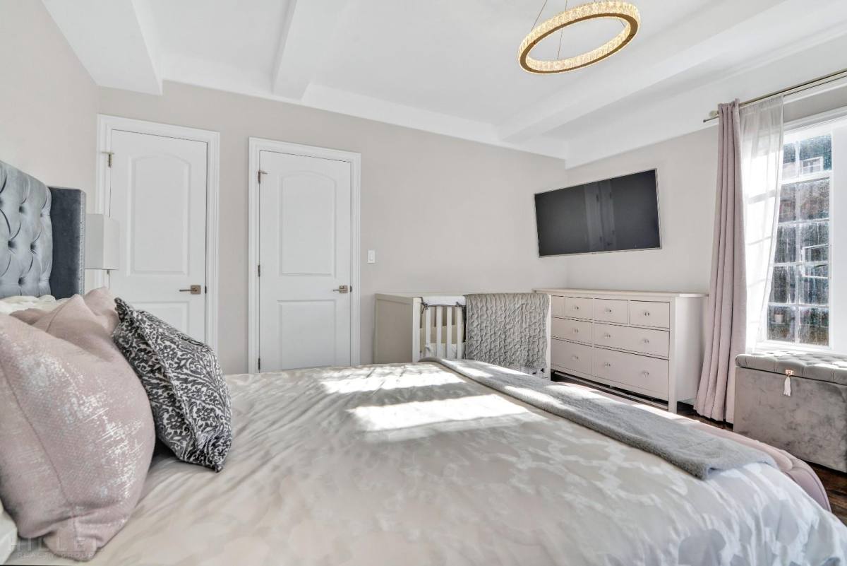 Apartment for rent at 20 Continental Ave, Forest Hills, NY 11375