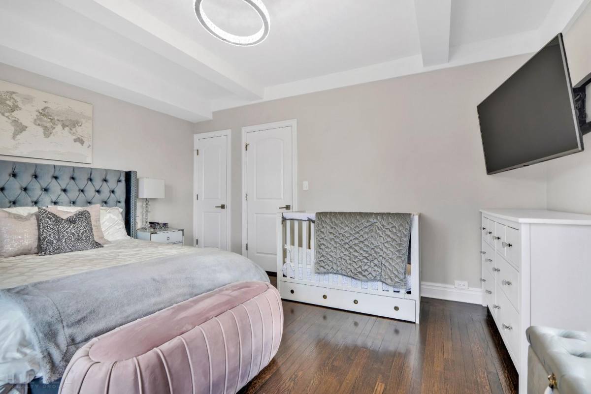 Apartment for rent at 20 Continental Ave, Forest Hills, NY 11375