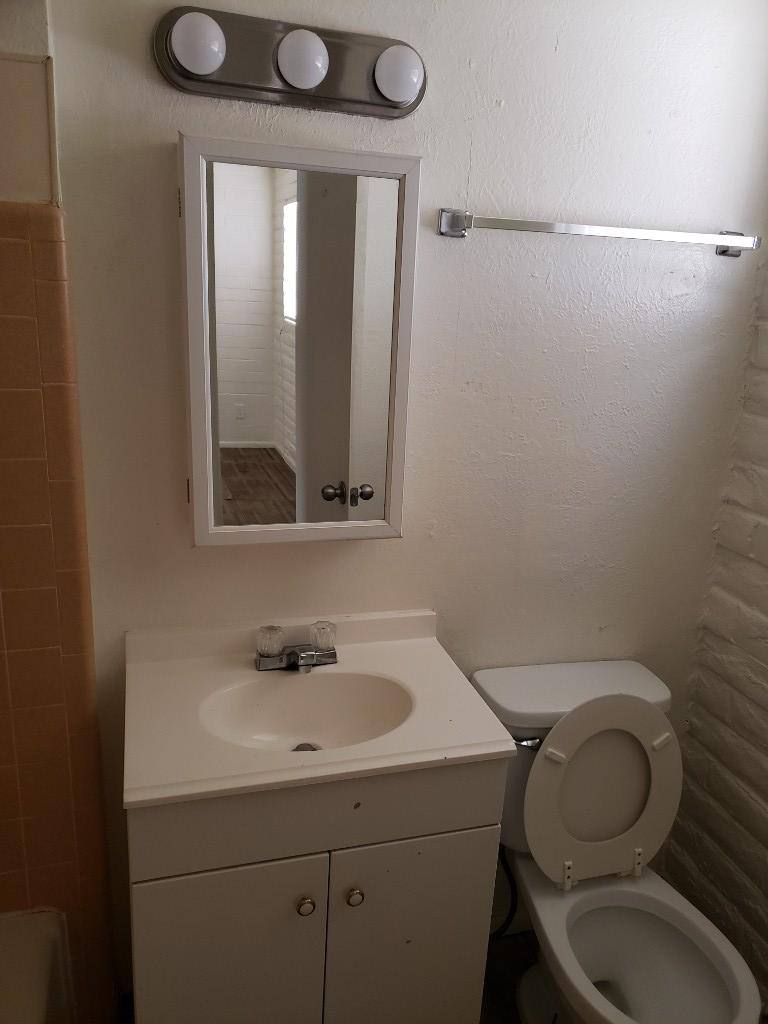 Townhouse for rent at 13961 S Berwick Ave, Arizona City, AZ 85123