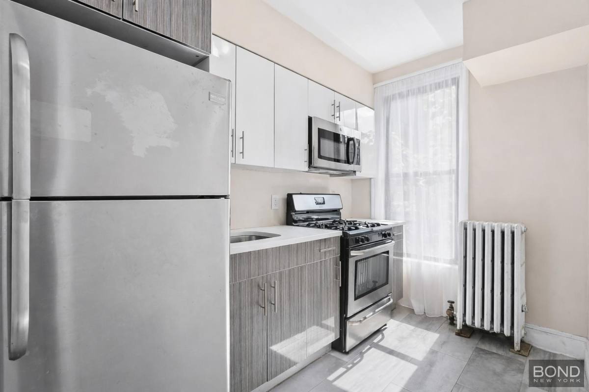 Townhouse for rent at 461 Fourth Ave #2, Brooklyn, NY 11215