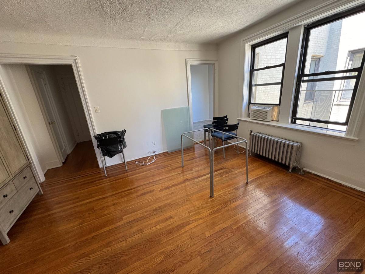 Apartment for rent at 32-15 35th St #F6, Astoria, NY 11106