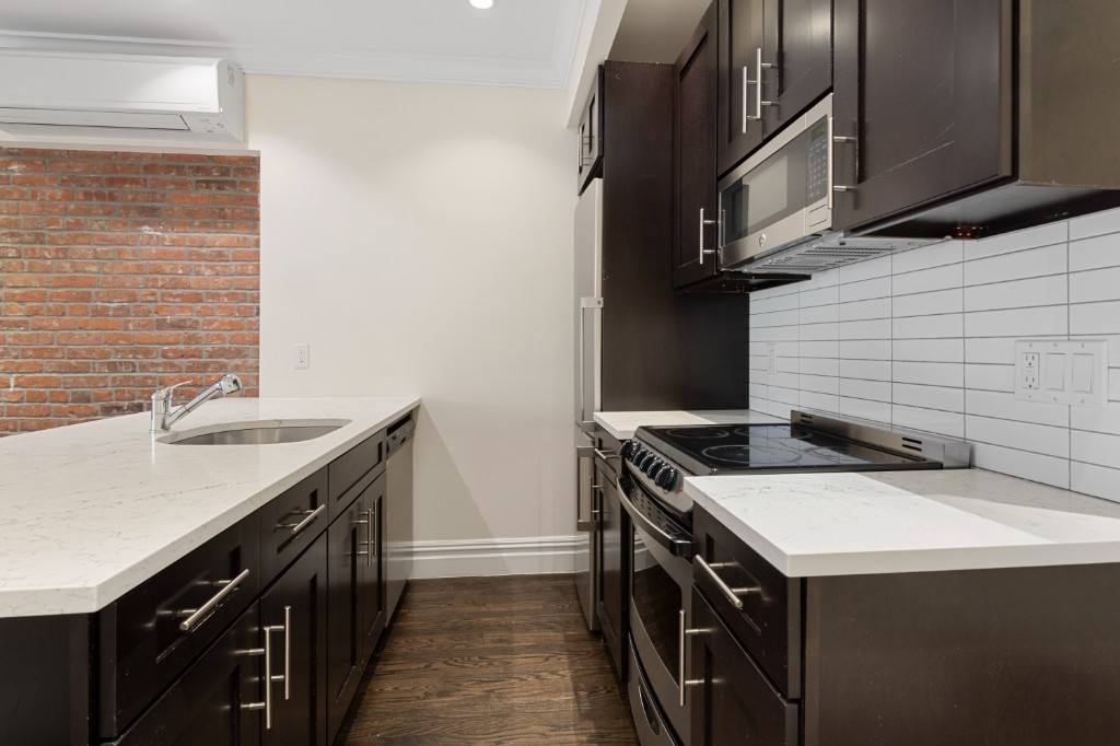 Apartment for rent at 350 E 13th St #7, New York, NY 10003