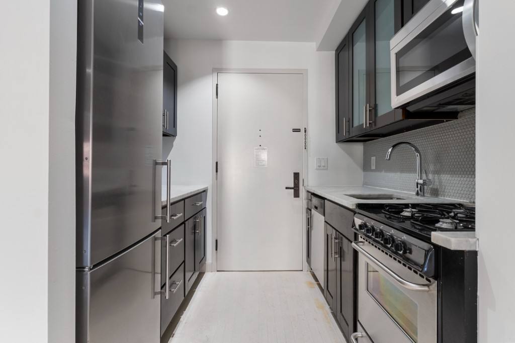 Apartment for rent at 152 Second Ave #2C, New York, NY 10003