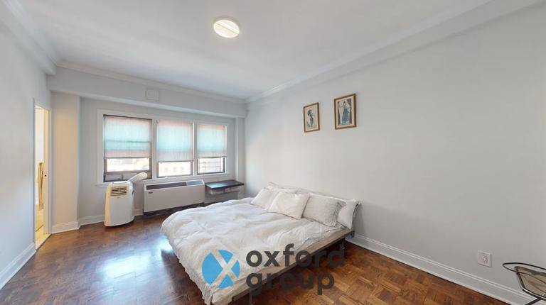 Apartment for rent at 330 E 53rd St #15, New York, NY 10022
