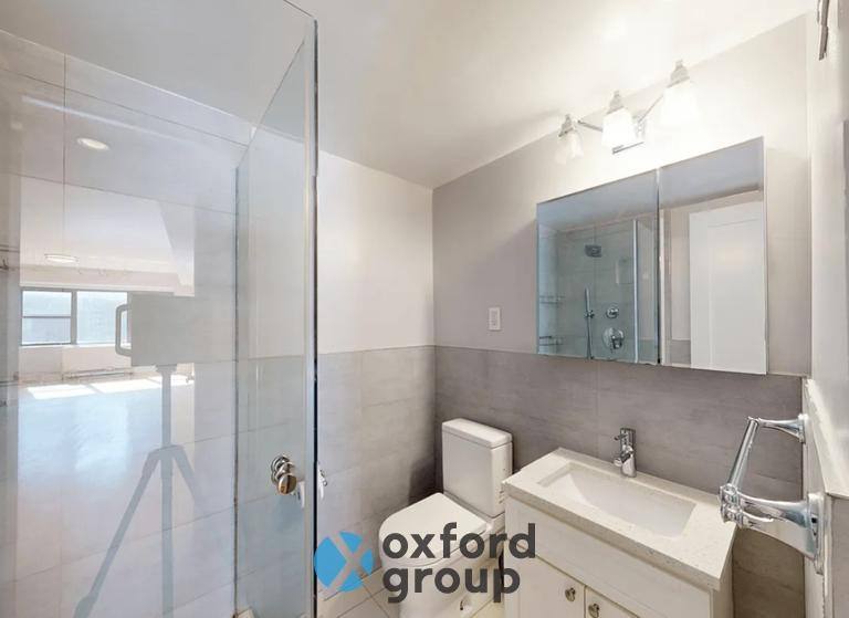 Apartment for rent at 345 W 54th St #4E, New York, NY 10019
