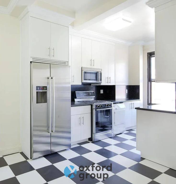 Apartment for rent at 115 E 89th St #4J, New York, NY 10128