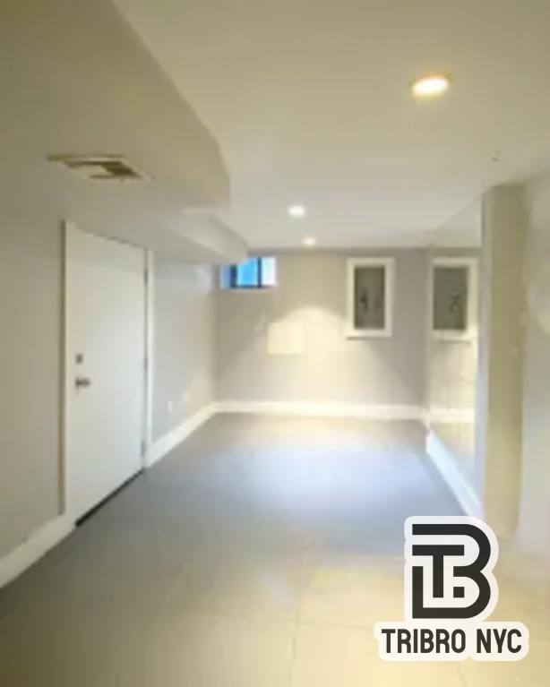 Apartment for rent at 154 Woodward Ave #1A, Ridgewood, NY 11385