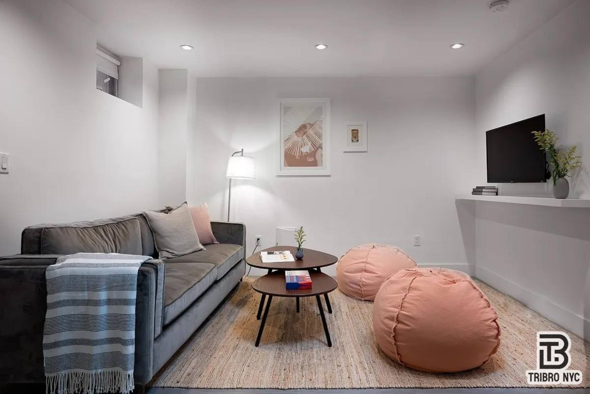 Apartment for rent at 291 Stanhope St #2S, Brooklyn, NY 11237