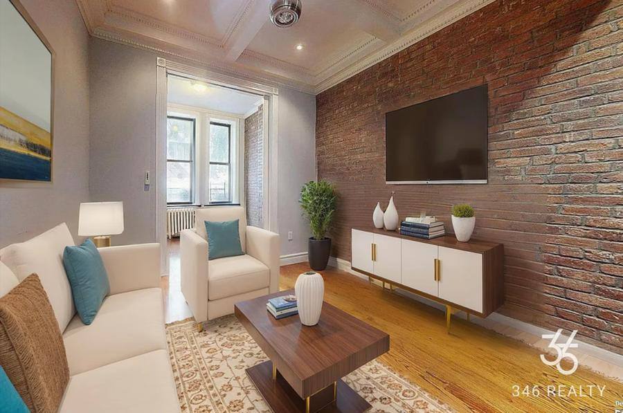 Townhouse for rent at 212 E 25th St #1, New York, NY 10010