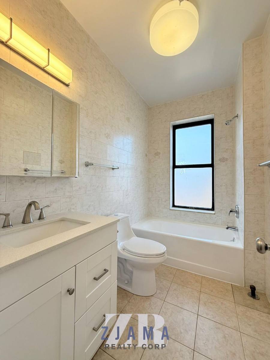 Apartment for rent at 471 Seventh Ave #3F, Brooklyn, NY 11215