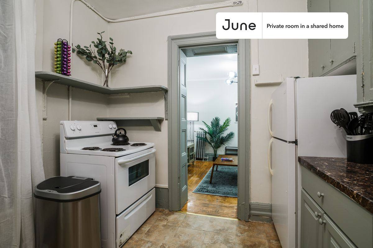 Apartment for rent at 400 W 20th St, New York, NY 10011