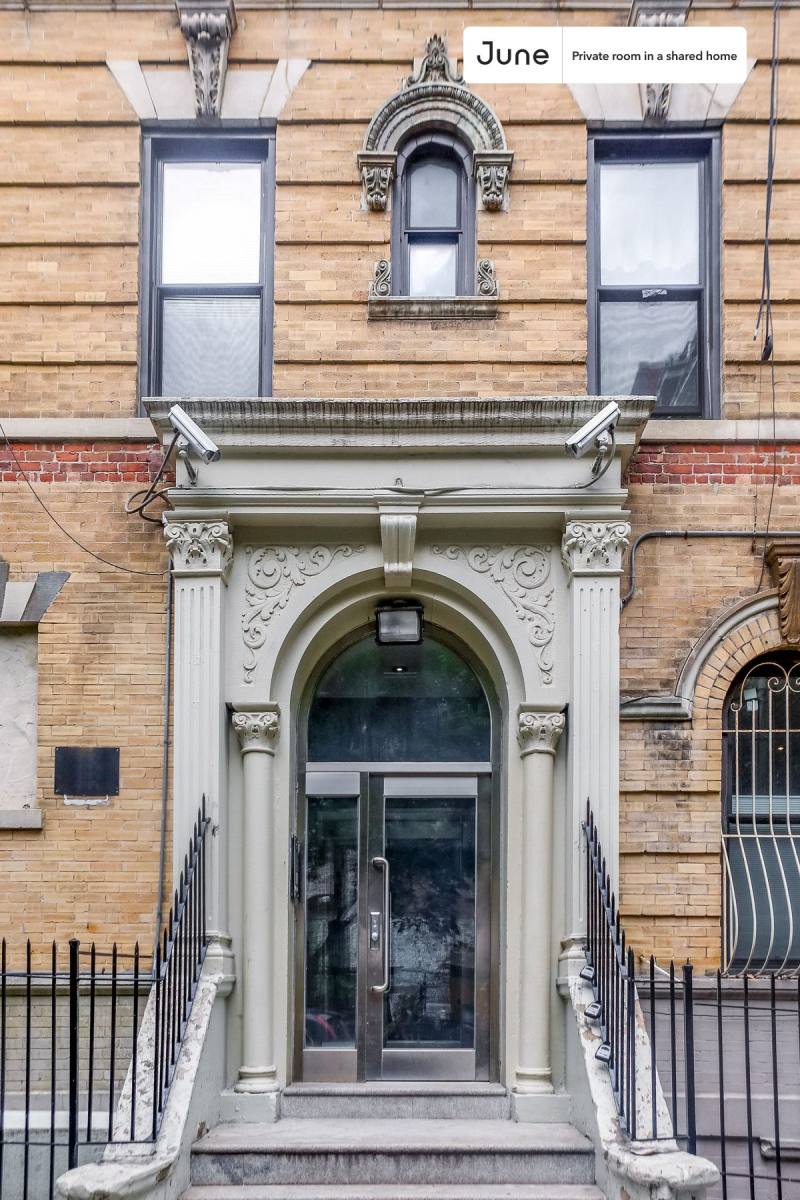 Apartment for rent at 961 Columbus Ave, New York, NY 10025