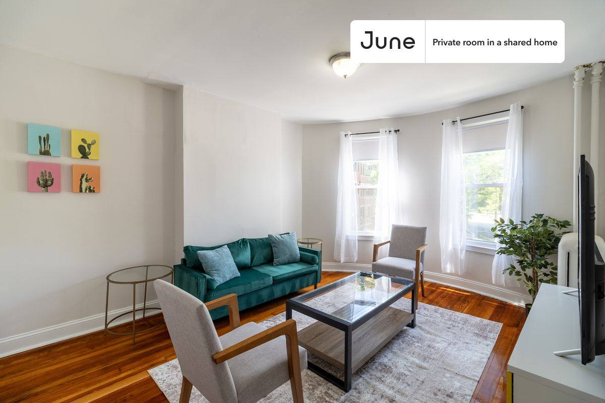 Apartment for rent at 184 Walnut Ave, Roxbury, MA 02119