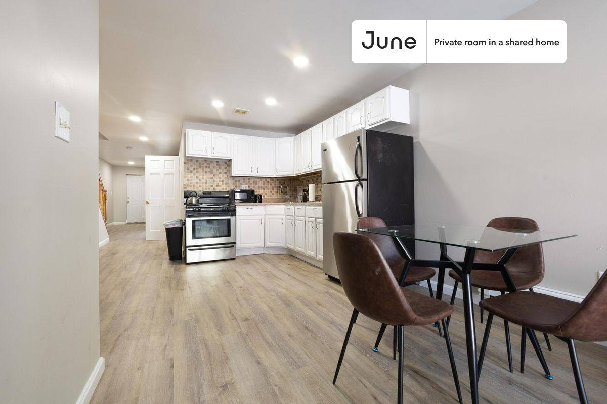 Apartment for rent at 71 Clermont Ave #D, Brooklyn, NY 11205