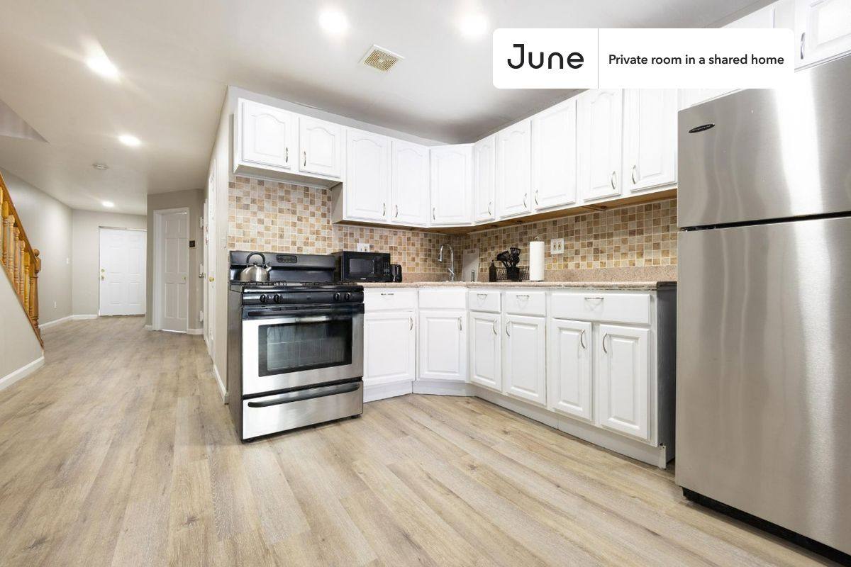 Apartment for rent at 71 Clermont Ave #D, Brooklyn, NY 11205