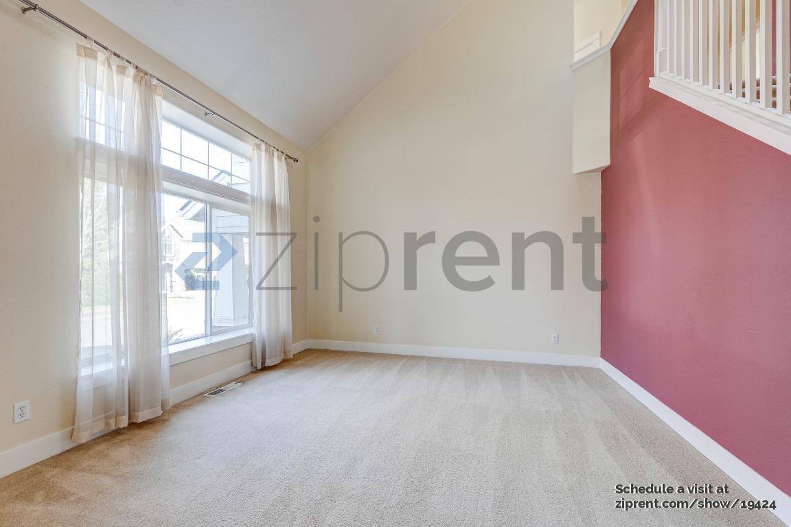 House for rent at 10942 SW Koller St, Tualatin, OR 97062