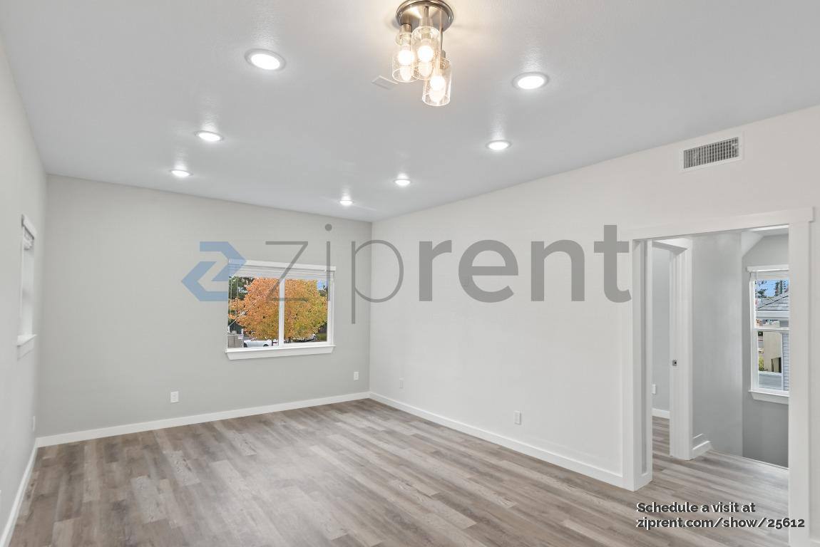 House for rent at 6022 Telegraph Ave, Oakland, CA 94609
