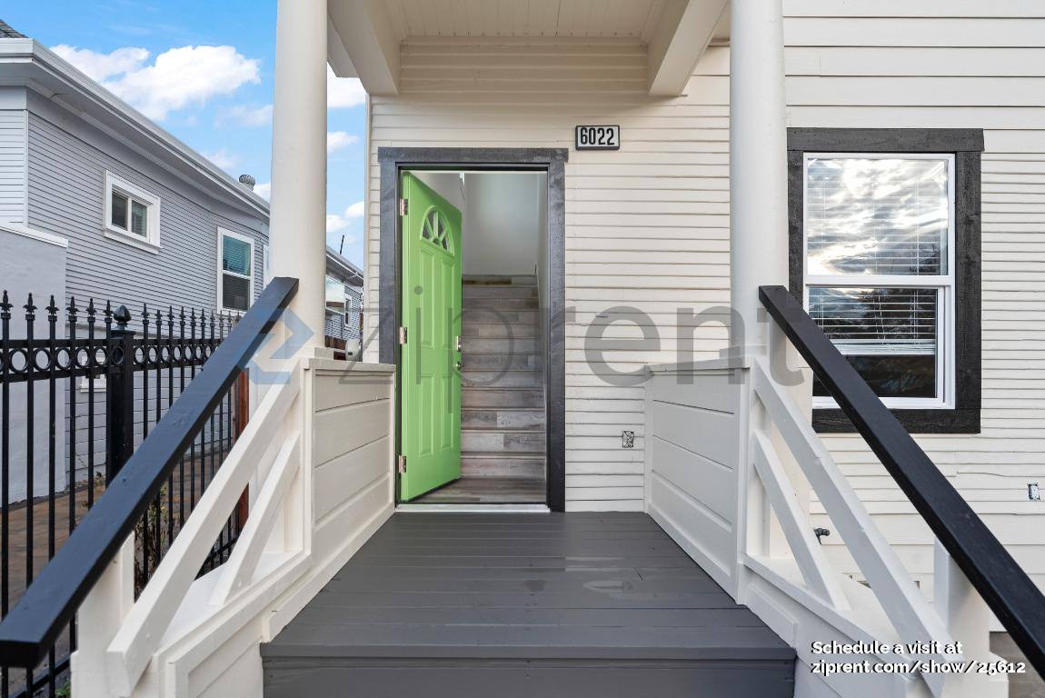 House for rent at 6022 Telegraph Ave, Oakland, CA 94609