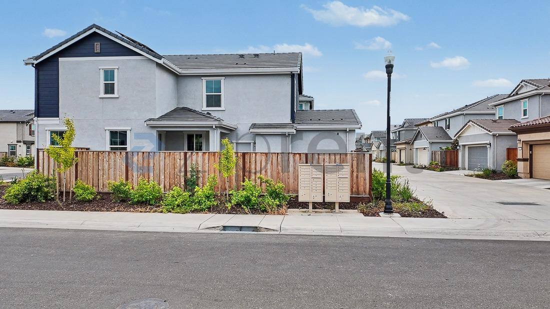 House for rent at 10110 Elise Way, Elk Grove, CA 95757