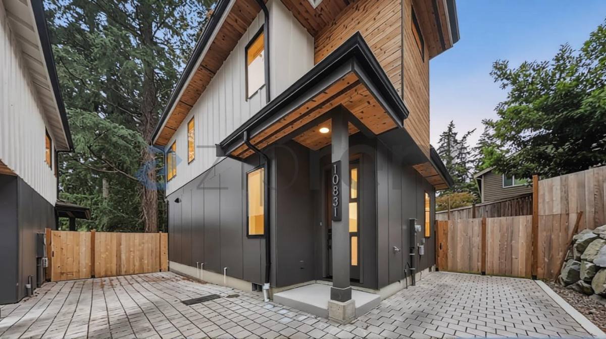 House for rent at 10831 104th Ave NE, Kirkland, WA 98033