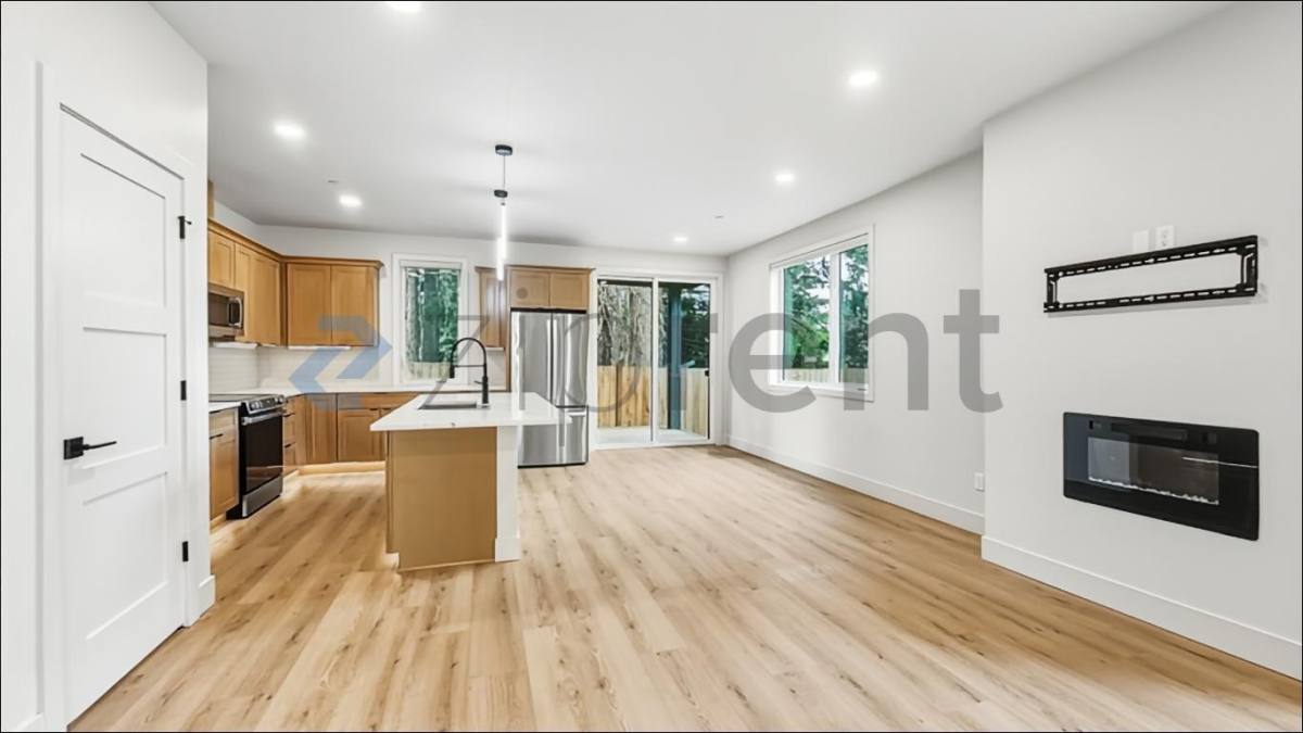 House for rent at 10831 104th Ave NE, Kirkland, WA 98033
