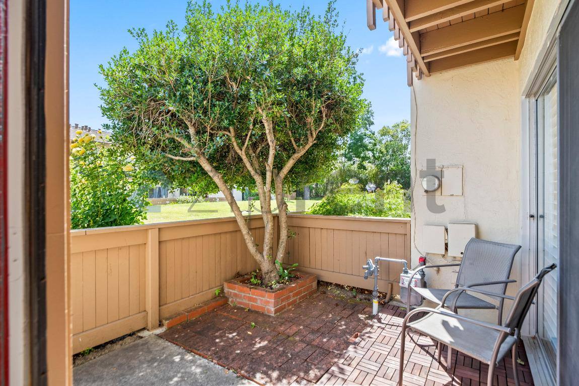 Townhouse for rent at 1904 Pomar Way, Walnut Creek, CA 94598