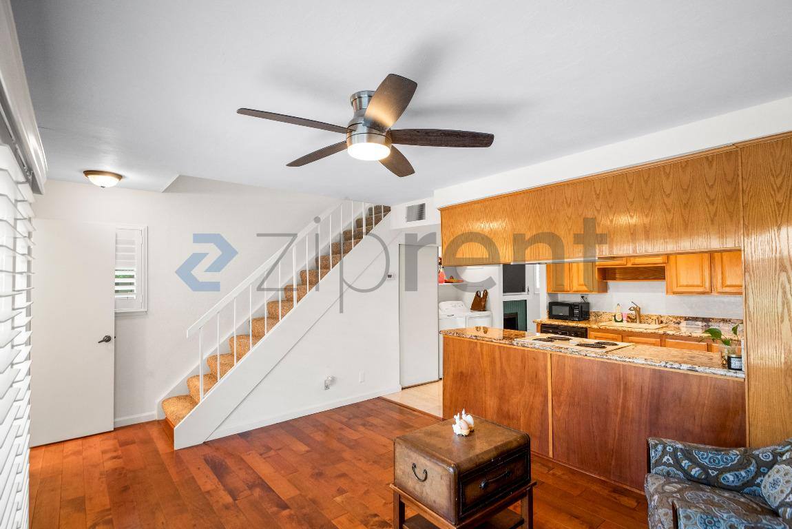 Townhouse for rent at 1904 Pomar Way, Walnut Creek, CA 94598