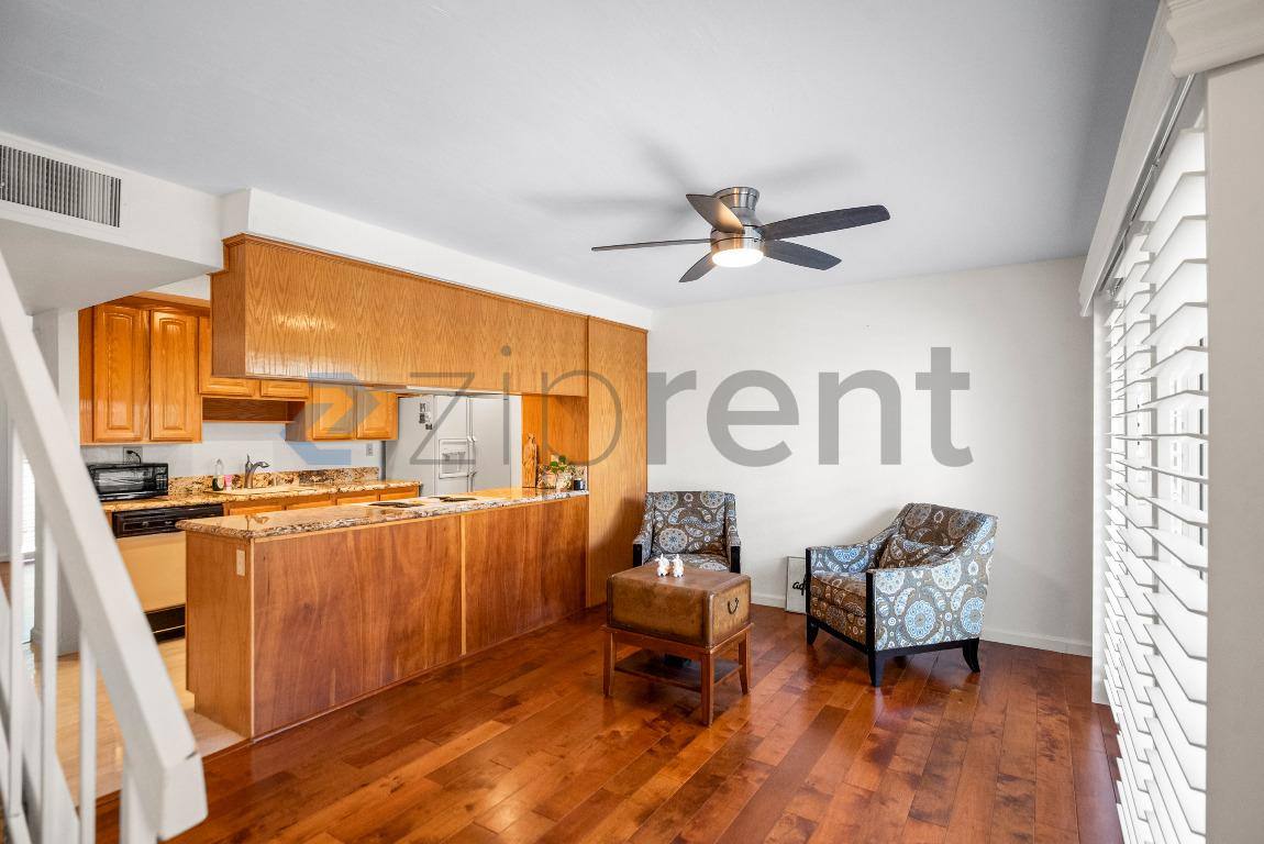 Townhouse for rent at 1904 Pomar Way, Walnut Creek, CA 94598