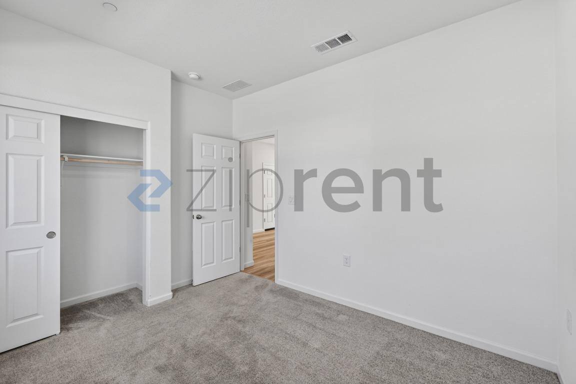 House for rent at 580 Rosedale Way, Lathrop, CA 95330
