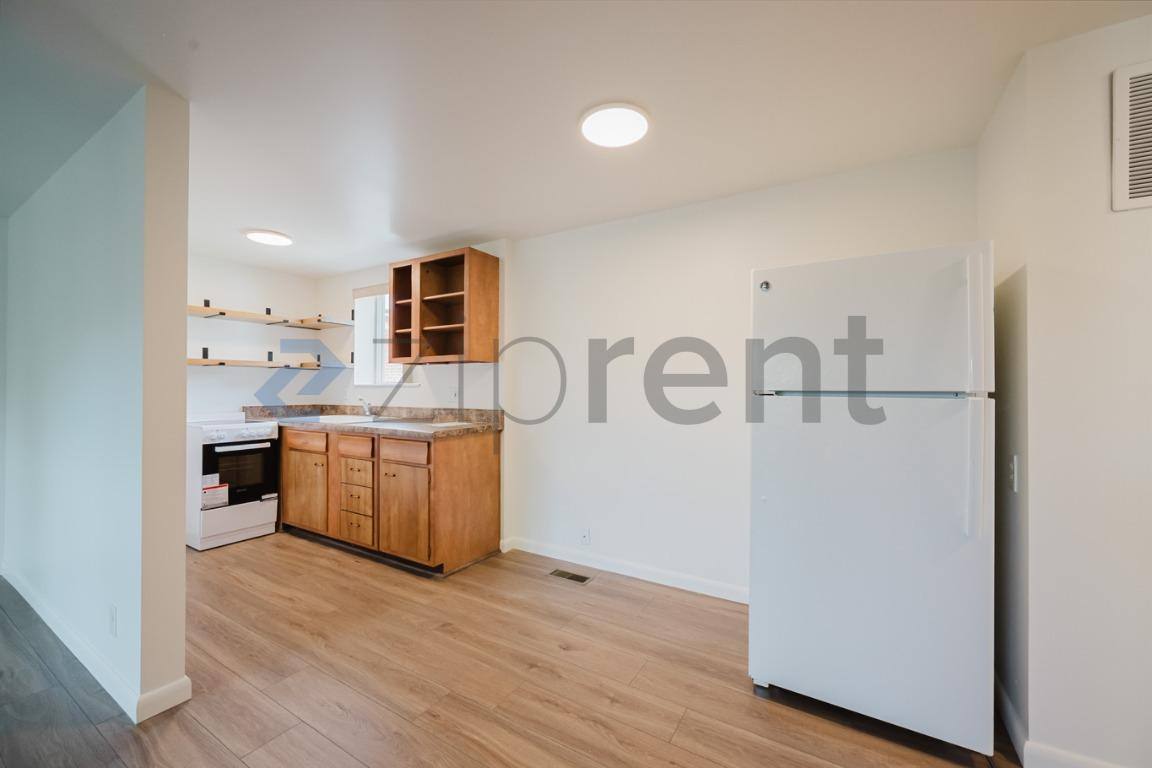 House for rent at 673 E 6th Ave #6, Salt Lake City, UT 84103