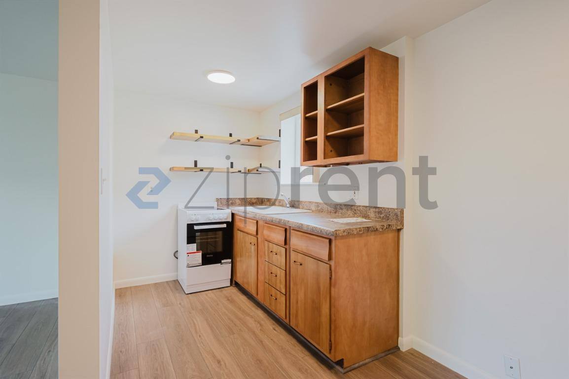 House for rent at 673 E 6th Ave #6, Salt Lake City, UT 84103